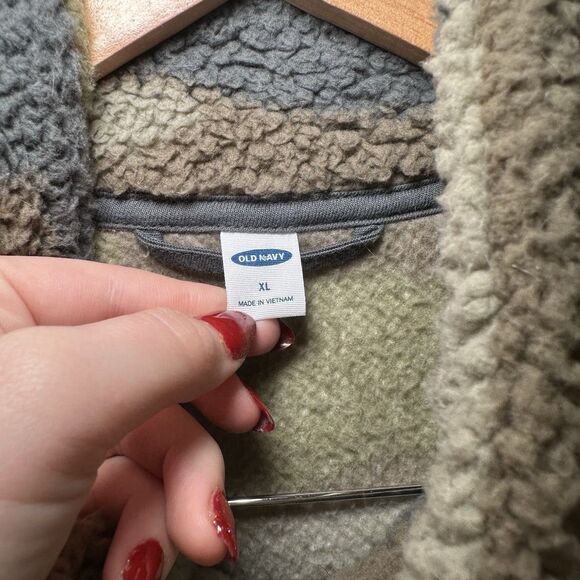 Old Navy Womens XL Sherpa Fleece Camo Full Zip Thumb Holes Sweater Cozy Soft - Picture 5 of 7